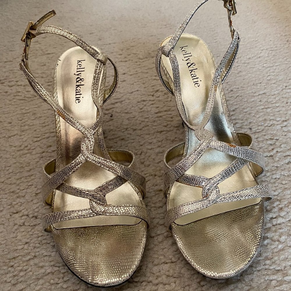 KELLY & KATIE Gold Strappy Heels (size 7)